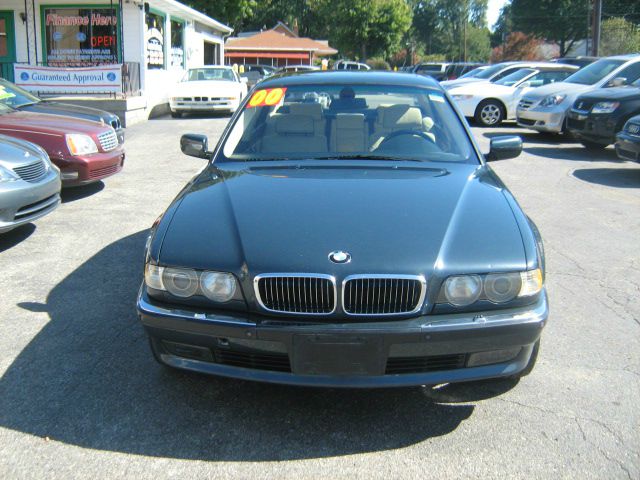 BMW 7 series 2000 photo 1