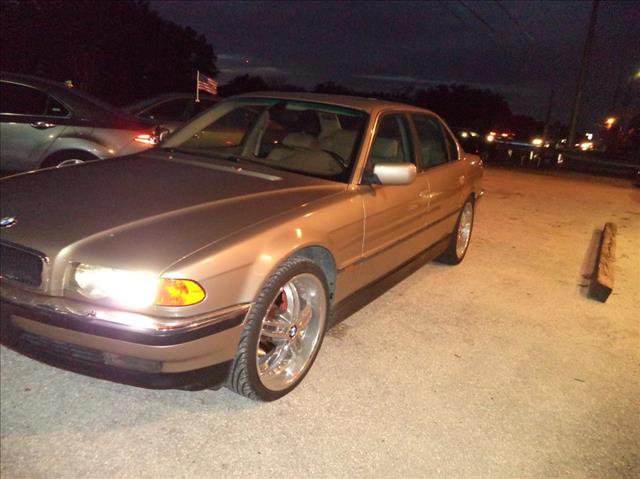 BMW 7 series 2000 photo 3