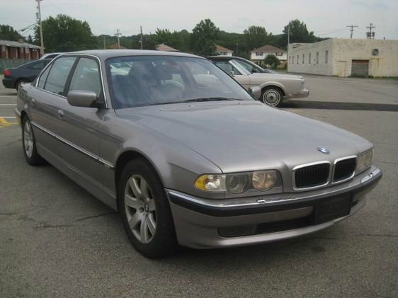 BMW 7 series 2001 photo 1