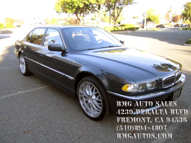 BMW 7 series 2001 photo 1
