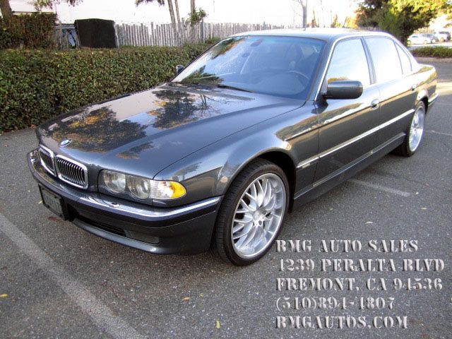 BMW 7 series 2001 photo 4