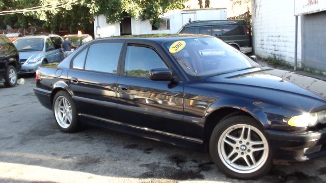 BMW 7 series 2001 photo 2