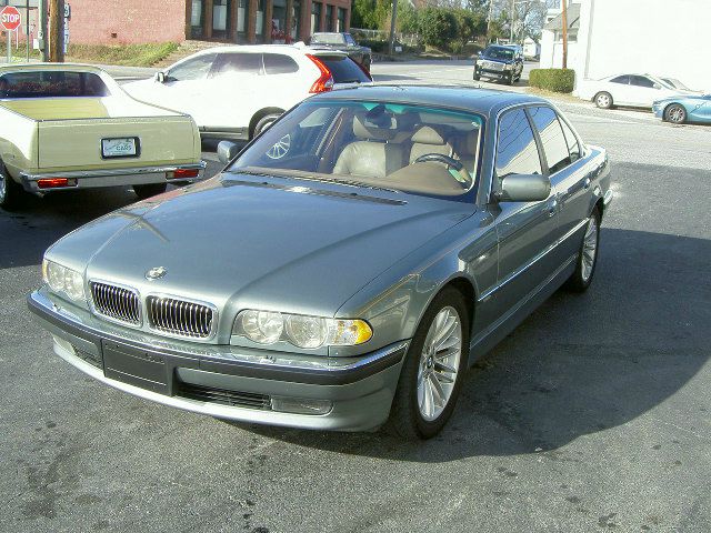 BMW 7 series 2001 photo 0