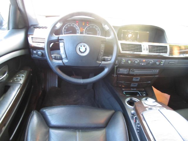 BMW 7 series 2002 photo 4