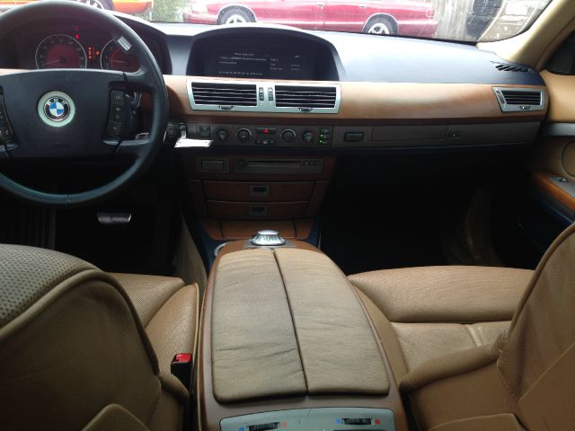 BMW 7 series 2002 photo 4