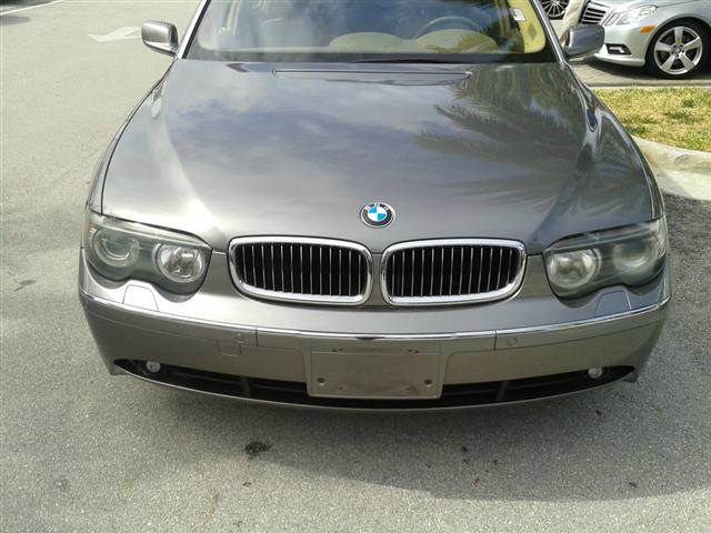 BMW 7 series 2003 photo 2