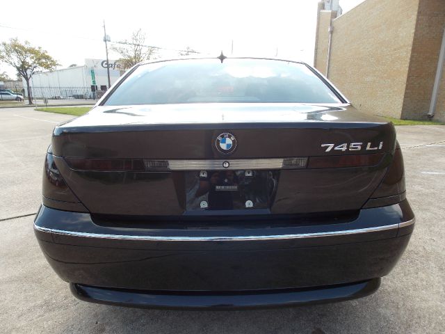 BMW 7 series 2003 photo 1