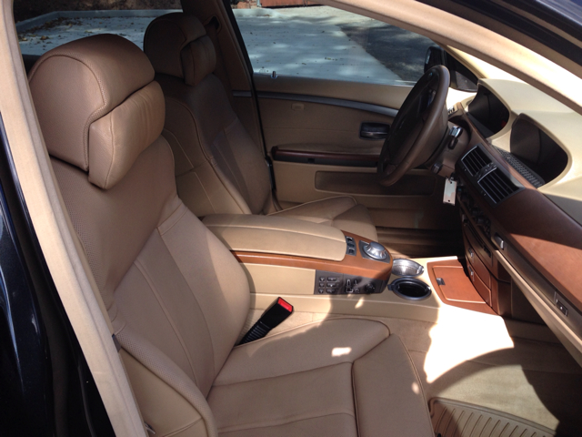 BMW 7 series 2003 photo 3