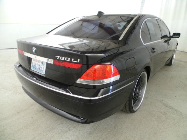 BMW 7 series 2004 photo 3