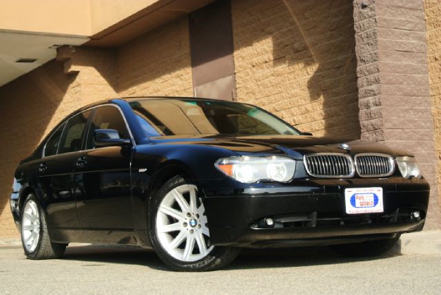 BMW 7 series 2004 photo 2