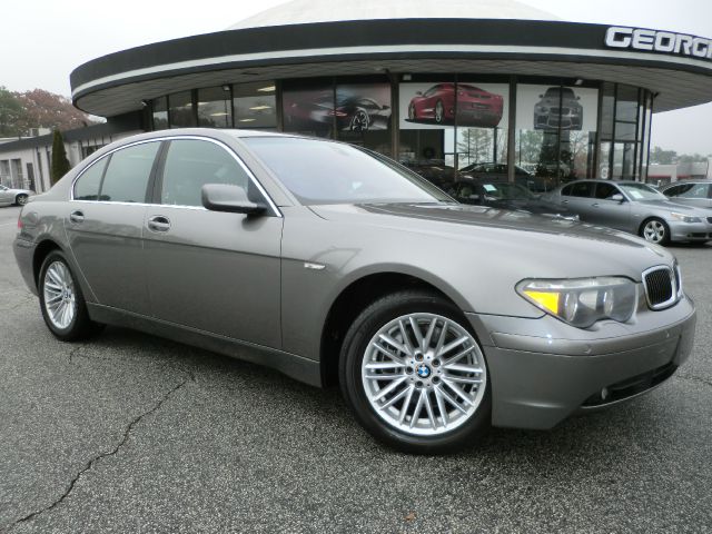 BMW 7 series 2004 photo 1
