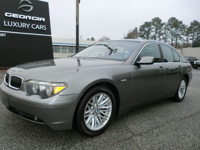 BMW 7 series 2004 photo 2