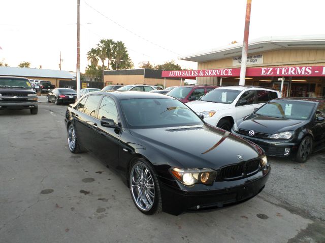 BMW 7 series 2005 photo 4