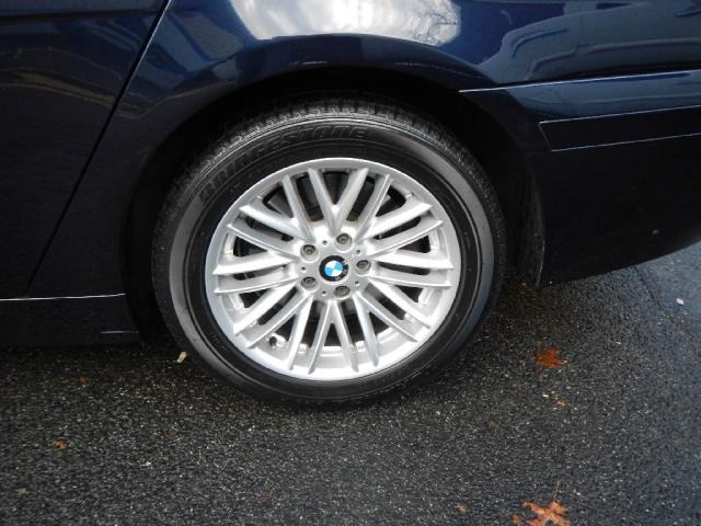BMW 7 series 2005 photo 1