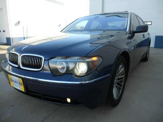 BMW 7 series 2005 photo 1