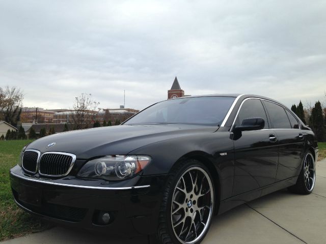 BMW 7 series 2006 photo 1