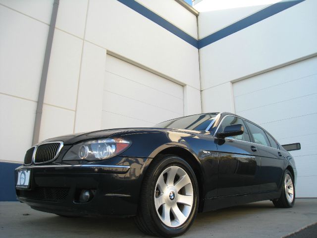 BMW 7 series 2006 photo 3