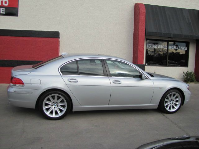 BMW 7 series 2006 photo 1