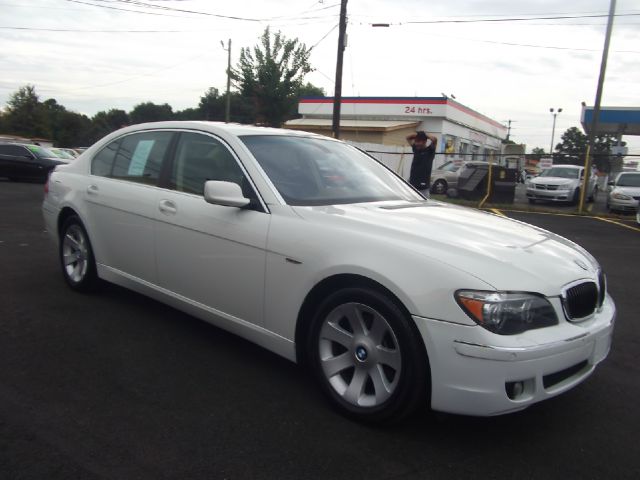 BMW 7 series 2006 photo 1