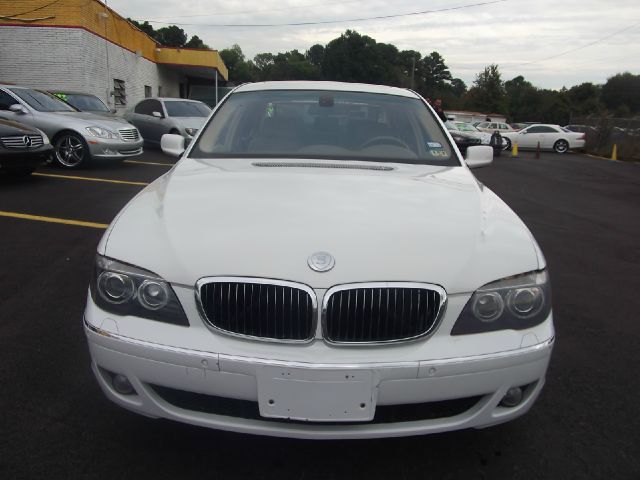 BMW 7 series 2006 photo 2