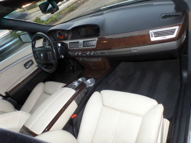 BMW 7 series 2006 photo 4