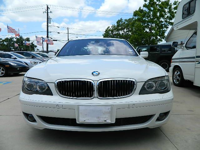 BMW 7 series 2007 photo 1