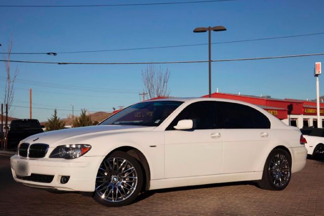 BMW 7 series 2008 photo 4