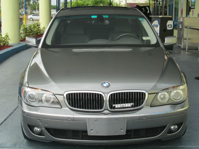 BMW 7 series 2008 photo 2