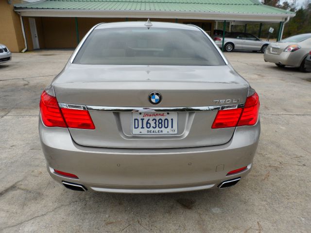 BMW 7 series 2009 photo 3