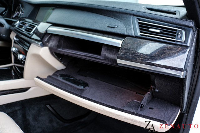 BMW 7 series 2011 photo 3