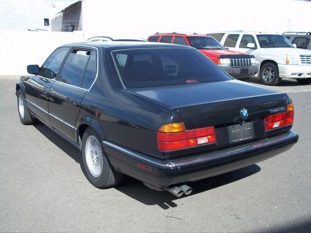 BMW 7 series 1993 photo 3