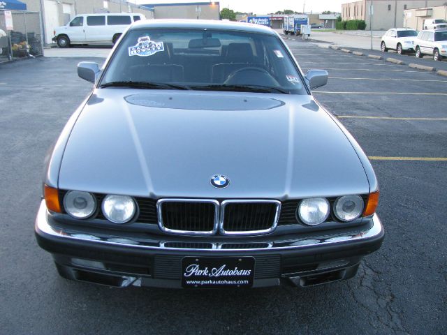 BMW 7 series 1993 photo 18