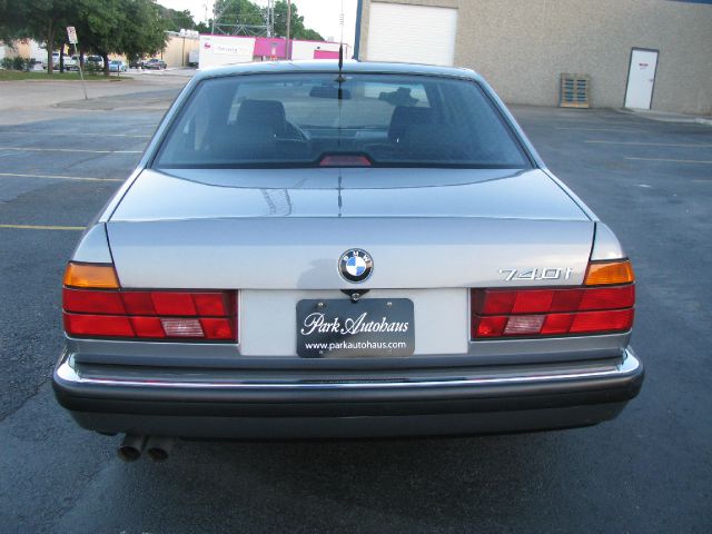 BMW 7 series 1993 photo 20