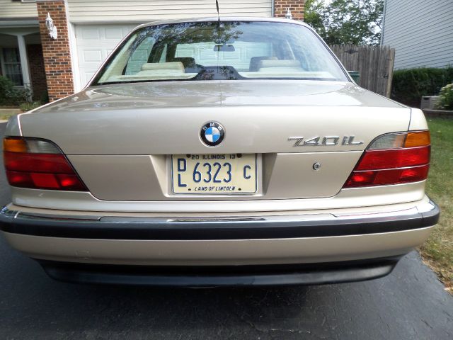 BMW 7 series 1997 photo 3