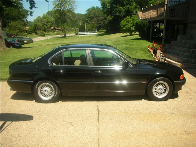 BMW 7 series 1997 photo 1