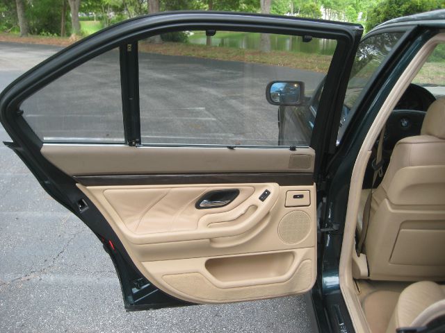 BMW 7 series 1998 photo 16