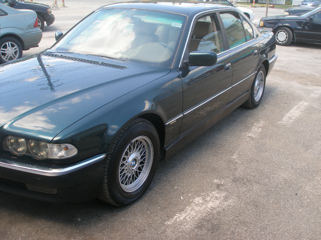 BMW 7 series 1999 photo 1