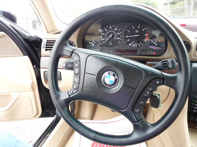 BMW 7 series 2000 photo 13