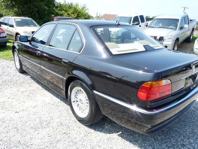 BMW 7 series 2000 photo 16