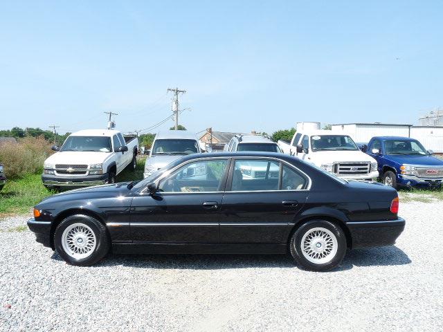 BMW 7 series 2000 photo 26