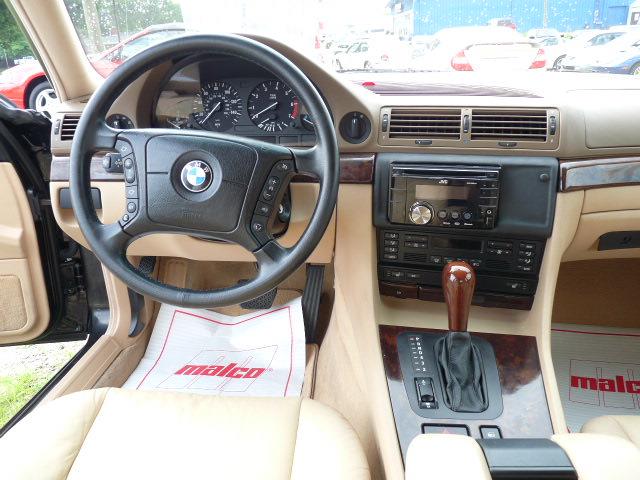 BMW 7 series 2000 photo 4