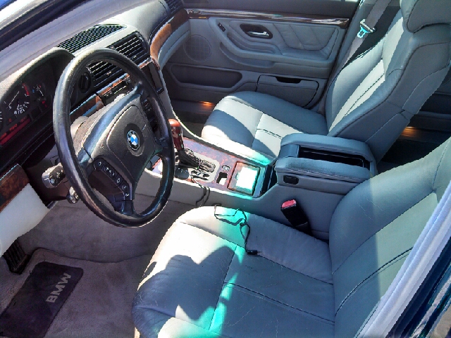 BMW 7 series 2000 photo 0