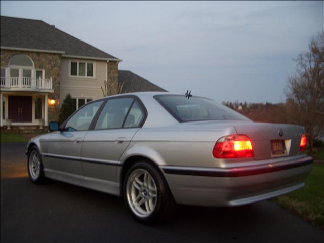 BMW 7 series 2001 photo 1