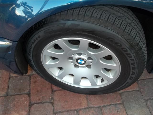 BMW 7 series 2001 photo 4