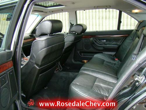 BMW 7 series 2001 photo 3