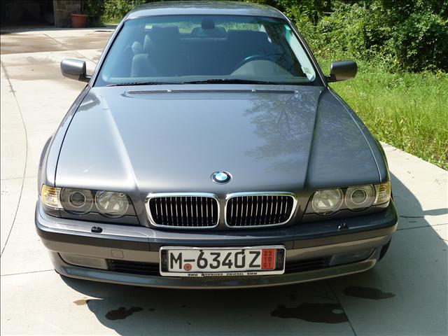 BMW 7 series 2001 photo 2