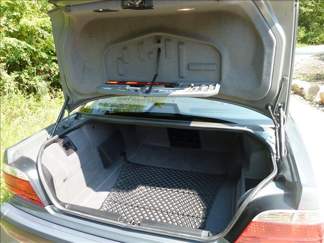 BMW 7 series 2001 photo 3