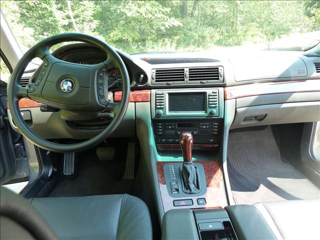 BMW 7 series 2001 photo 5