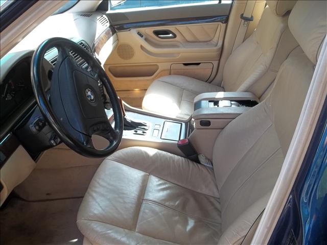 BMW 7 series 2001 photo 4