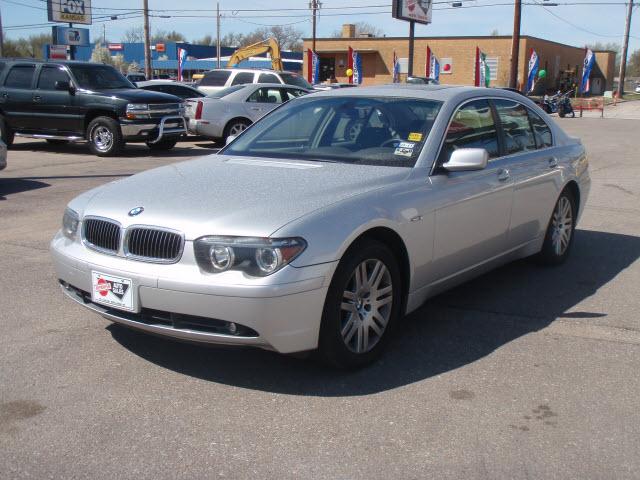 BMW 7 series XLT 4x4 W/leather Sedan